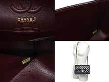 Load image into Gallery viewer, CHANEL シャネル チェーンショルダーバッグ マトラッセ23 Wフラップ ラムスキン 6番台 ブラック ゴールド 美品 中古 4c067104cc
