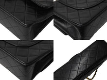 Load image into Gallery viewer, CHANEL シャネル チェーンショルダーバッグ マトラッセ23 Wフラップ ラムスキン 2番台 ブラック ゴールド 美品 中古 4c067105cc