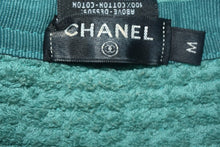 Load image into Gallery viewer, CHANEL × Pharrell Williams シャネル × ファレルウィリアムス クラッシャーハット ココマーク グリーン M 美品 中古 4c067124