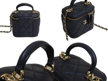 Load image into Gallery viewer, 極美品 CHANEL シャネル チェーンミニバニティバッグ AP2198B08645NJ320 ココマーク ランダム番台 ネイビー ラムスキン 中古 4c067128