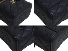 Load image into Gallery viewer, 極美品 CHANEL シャネル チェーンミニバニティバッグ AP2198B08645NJ320 ココマーク ランダム番台 ネイビー ラムスキン 中古 4c067128