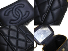 Load image into Gallery viewer, 極美品 CHANEL シャネル チェーンミニバニティバッグ AP2198B08645NJ320 ココマーク ランダム番台 ネイビー ラムスキン 中古 4c067128