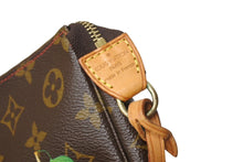 Load image into Gallery viewer, 極美品 LOUIS VUITTON ルイヴィトン 村上隆 モノグラム チェリー ポシェット アクセソワール アクセポ ブラウン ロゴ M95008 中古 4c067134