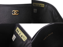 Load image into Gallery viewer, 新品同様 CHANEL シャネル カードケース 名刺入れ ココマーク キャビアスキン 5番台 ブラック ゴールド金具 中古 4c067172