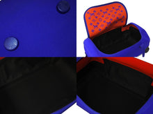 Load image into Gallery viewer, 極美品 LouisVuitton ルイヴィトン ホライゾンソフト キャリーバッグ 2R55 M20246 2024SS モノグラム ブルー レッド 中古 4c067189
