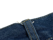 Load image into Gallery viewer, UNK デニムパンツ バギーデニム サイズ40 NBA Bリーグ オールスター バスケ 刺繍デザイン チームロゴ ブルー コットン 美品 中古 4c067434