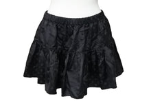Load image into Gallery viewer, 極美品 CHROME HEARTS クロムハーツ マルチロゴ フレア ミニ スカート ブラック シルク ロゴ CHクロス BSフレア 中古 4c067437