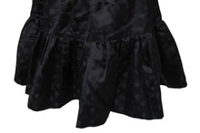 Load image into Gallery viewer, 極美品 CHROME HEARTS クロムハーツ マルチロゴ フレア ミニ スカート ブラック シルク ロゴ CHクロス BSフレア 中古 4c067437