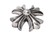 Load image into Gallery viewer, CHROME HEARTS クロムハーツ PAPERWEIGHT CH PLUS ペーパーウェイト CHプラス シルバー925 置物 美品 中古 4c067441