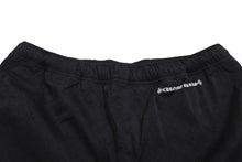 Load image into Gallery viewer, 新品未使用 CHROME HEARTS クロムハーツ トラッシュピックアッププラス ナイロン パンツ ブラック ポリウレタン ロゴ サイズL 中古 4c067450