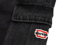 Load image into Gallery viewer, 新品未使用 Billionaire Boys Club ビリオネアボーイズクラブ 2WAY ウォッシュドデニム カーゴパンツ ブラック デニム ICEJP241P002 サイズM 中古 4c067482