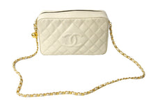 Load image into Gallery viewer, CHANEL シャネル ショルダーバッグ 2番台 ココマーク ココボール ホワイト キャビアスキン ゴールド金具 美品 中古 4c067493cc