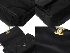 CHANEL シャネル19 マトラッセ ショルダーバッグ AS1161 30番台 ラムスキン ブラック ゴールド金具 美品 中古 4c067498