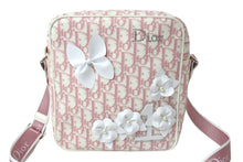 Load image into Gallery viewer, 新品未使用 Christian Dior クリスチャンディオール トロッター ショルダーバッグ ガーリーライン ラインストーン ピンク 中古 4c067557