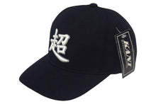 Load image into Gallery viewer, 新品同様 KANI カナイ キャップ 帽子 漢字キャップ サイズ7 1/4 アクリル ウール ブラック ホワイト 中古 4c067591