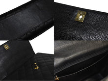 Load image into Gallery viewer, 極美品 CHANEL シャネル マトラッセ ココマーク ハンドバッグ 7番台 フランス製 キャビアスキン ブラック ゴールド 中古 4c067602