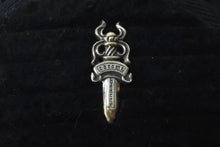 Load image into Gallery viewer, 極美品 CHROMEHEARTS クロムハーツ ダガー装飾 コーデュロイ スリッポン シューズ コーデュロイ シルバー925 37 中古 4c067616