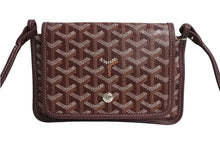 Load image into Gallery viewer, 新品未使用 GOYARD ゴヤール プリュメ ポーチウォレット ショルダーバッグ バーガンディ PVC レザー シルバー金具 中古 4c067629