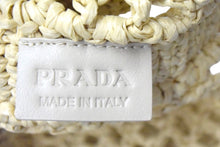 Load image into Gallery viewer, 極美品 PRADA プラダ クロシェ トートバッグ ハンドバッグ ナチュラル イタリア製 ストローウィッカー 中古 4c067663