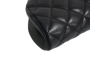 CHANEL シャネル マトラッセ クラッチバッグ セカンドバッグ がま口 ラムスキン 15番台 ブラック シルバー金具 美品 中古 4c067670