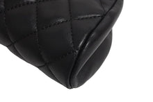 Load image into Gallery viewer, CHANEL シャネル マトラッセ クラッチバッグ セカンドバッグ がま口 ラムスキン 15番台 ブラック シルバー金具 美品 中古 4c067670