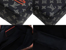 Load image into Gallery viewer, LOUIS VUITTON ルイヴィトン アップサイドダウン ダヌーブPM ショルダーバッグ M43678 コーティングキャンバス ネイビー 美品 中古 4c067674