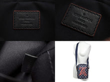 Load image into Gallery viewer, LOUIS VUITTON ルイヴィトン アップサイドダウン ダヌーブPM ショルダーバッグ M43678 コーティングキャンバス ネイビー 美品 中古 4c067674