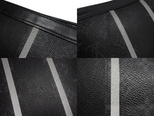 Load image into Gallery viewer, LOUIS VUITTON ルイヴィトン ポシェットヴォワヤージュMM クラッチバッグ M64440 シルバー金具 ブラック 美品 中古 4c067676