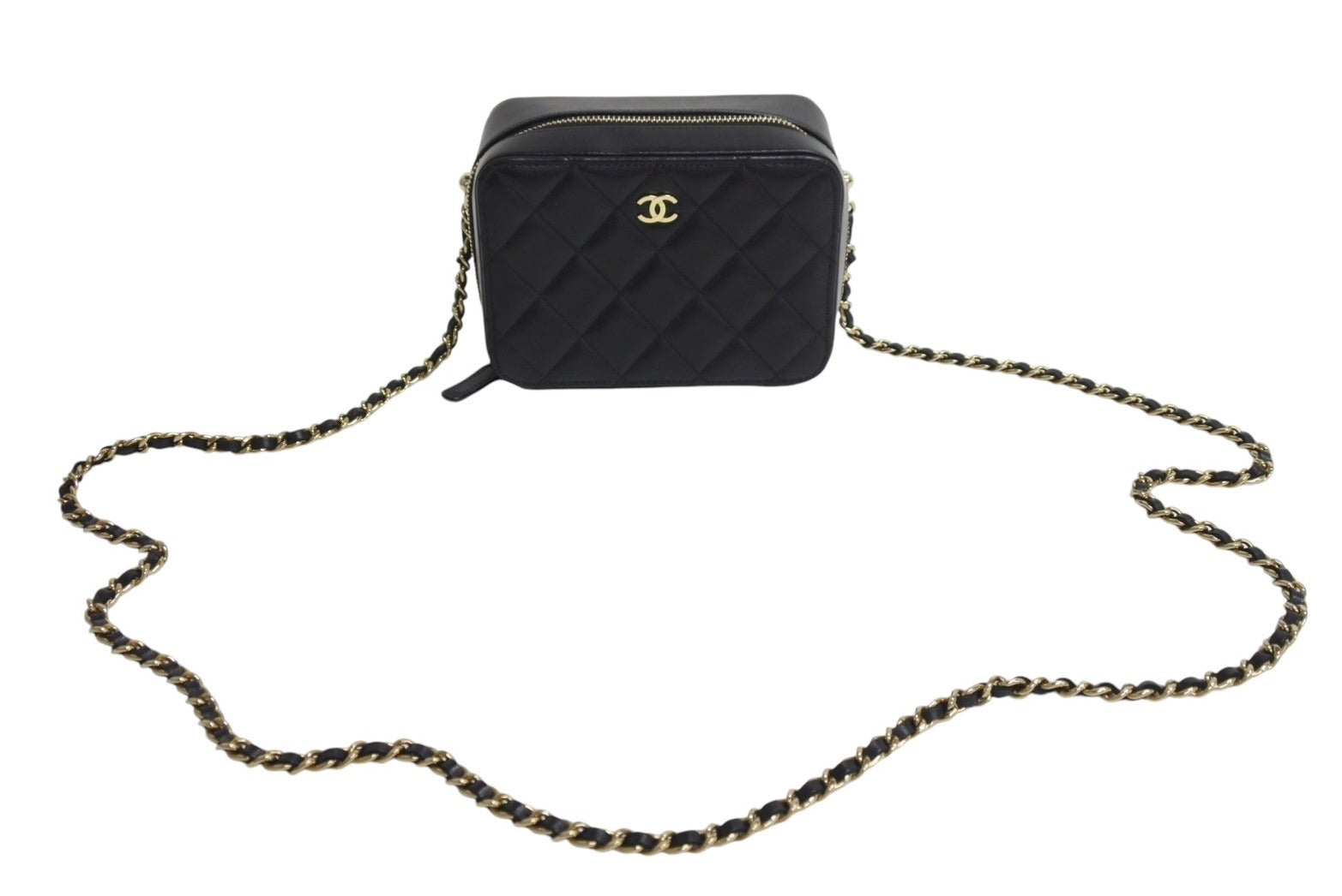 極美品 CHANEL シャネル マトラッセ カメラバッグ ショルダー