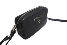 画像をギャラリービューアに読み込む, 極美品 PRADA プラダ ショルダーバッグ 1BH096 斜め掛けバッグ ブラック レザー シルバー金具 中古 4c067687 