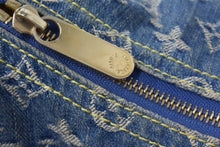 Load image into Gallery viewer, LOUIS VUITTON ルイヴィトン バギーGM ショルダーバッグ M95048 モノグラムデニム ブルー ベージュ 美品 中古 4c067751