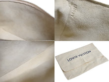 Load image into Gallery viewer, LOUIS VUITTON ルイヴィトン ポシェットアクセソワール チェリーブロッサム 村上隆コラボ M92008 リボン ゴールド金具 美品 中古 4c067792