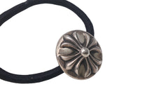 Load image into Gallery viewer, CHROME HEARTS クロムハーツ ヘアアクセサリー クロスボールボタンヘアゴム 重量15.6 シルバー925 美品 中古 4c067805