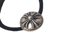 Load image into Gallery viewer, CHROME HEARTS クロムハーツ ヘアアクセサリー クロスボールボタンヘアゴム 重量15.6 シルバー925 美品 中古 4c067805