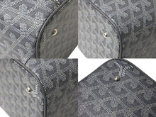 Load image into Gallery viewer, 新品同様 GOYARD ゴヤール ミューズ ヴァニティ ケース グレー PVC バニティバッグ ロゴ 化粧品入れ シルバー金具 中古 4c067870