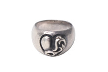 Load image into Gallery viewer, CHROME HEARTS クロムハーツ リング 指輪 ハートインバンド サイズ9号 重量11.0G 1995刻印 シルバー925 美品 中古 4c067925