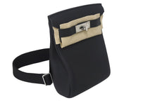 Load image into Gallery viewer, 新品未使用 エルメス HERMES ケリーアッカドPM W刻印 ワンショルダーバッグ ブラック 新型 シルバー金具 中古 4c067970
