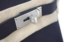 Load image into Gallery viewer, 新品未使用 エルメス HERMES ケリーアッカドPM W刻印 ワンショルダーバッグ ブラック 新型 シルバー金具 中古 4c067970