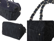 Load image into Gallery viewer, CHANEL シャネル チェーントートバッグ ココマーク デニム 2009年頃 13番台 シルバー金具 美品 中古 4c068022