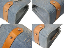 Load image into Gallery viewer, Christian Dior クリスチャンディオール ハンドバッグ 長方形 カナージュスタッズ ホリゾンタルバッグ イタリア製 ヌメ革 ブルー 美品 中古 4c068032