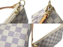 Load image into Gallery viewer, 極美品 LOUIS VUITTON ルイヴィトン ポシェットアクセソワール アクセサリーポーチ ダミエ ハンドバッグ N51986 ホワイト 中古 4c068074
