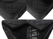 Load image into Gallery viewer, CHANEL シャネル マトラッセ23 チェーンショルダーバッグ 2番台 ラムスキン ゴールド金具 ブラック 美品 中古 4c068084