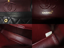 Load image into Gallery viewer, CHANEL シャネル マトラッセ23 チェーンショルダーバッグ 2番台 ラムスキン ゴールド金具 ブラック 美品 中古 4c068084