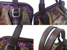 Load image into Gallery viewer, 極美品 CHANEL シャネル エンブロイダリー グラフィティ がま口 ハンドバッグ カーキ A92791 アンティークシルバー金具 中古 4c068204