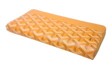 画像をギャラリービューアに読み込む, 極美品 GOYARD ゴヤール マティニョンGM 長財布 ヘリンボーン柄 ラウンドファスナー イエロー 中古 4c068231