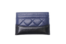 Load image into Gallery viewer, CHANEL シャネル ガブリエル カードケース ラムスキン カーフスキン キルティング ネイビー ブラック ゴールド金具 25番台 美品 中古 4c068268