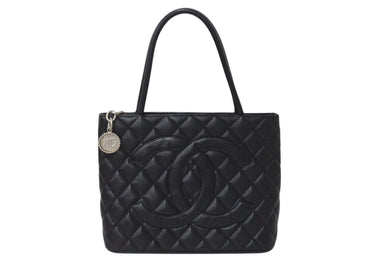 CHANEL シャネル ハンドバッグ 復刻トート キャビアスキン マトラッセ ココマーク 7番台 シルバー金具 美品 中古 4c068299