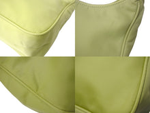 Load image into Gallery viewer, 極美品 PRADA プラダ ホーボー ハンドバッグ ワンショルダーバッグ K3414 トライアングルロゴ ライムグリーン ナイロン シルバー金具 中古 4c068301
