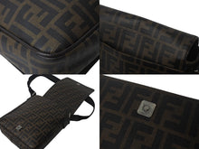 Load image into Gallery viewer, FENDI フェンディ ズッカ柄 ショルダーバッグ 7VA215/B0W イタリア製 PVC ブラウン ブラック シルバー金具 美品 中古 4c068324