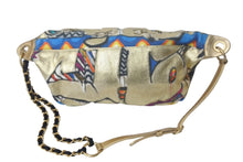 Load image into Gallery viewer, CHANEL シャネル グラフィティ エジプト チェーン ベルトバッグ ボディバッグ 28番台 キャンバス レザー ゴールド マルチカラー 美品 中古 4c068374